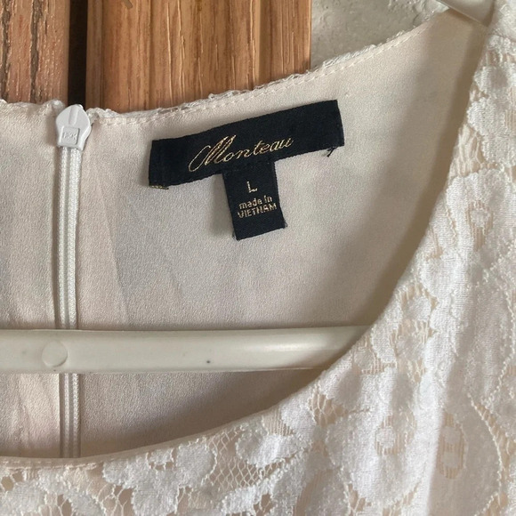 Ivory Lace Dress - Picture 4 of 8